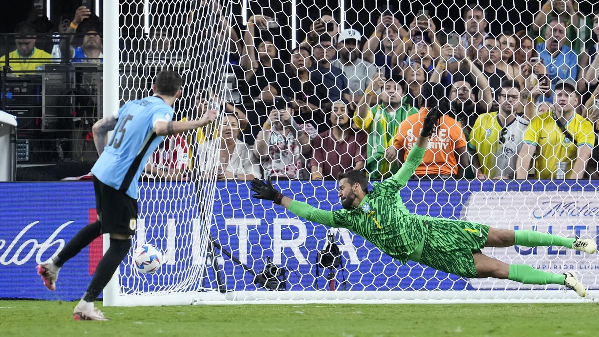 Copa_America_Soccer_Uruguay_Brazil_29987 - 香港Gameone娛樂城全新會員福利 - 入金00即返送00!